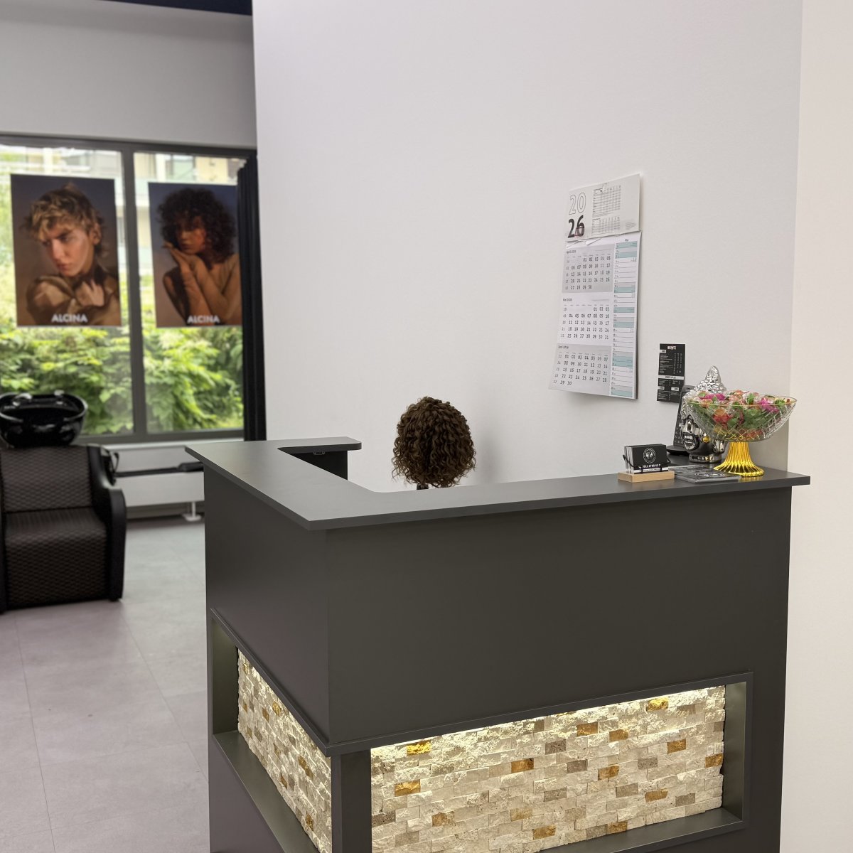 Salon Detail